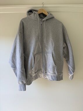 Aritzia Sweatfleece Cozy Zip Hoodie in Light Heather Gray